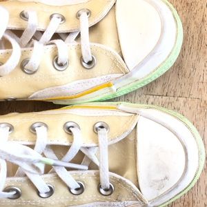 Size 9 Converse Low Tops